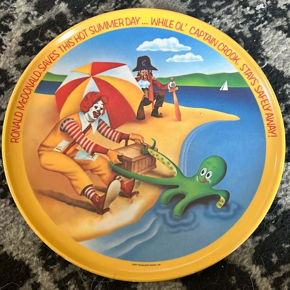 VINTAGE RONALD MCDONALD COLLECTORS PLATE